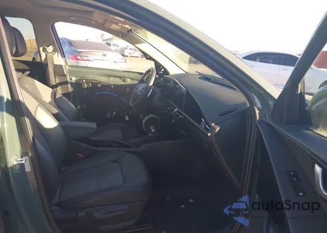 2023 Kia Niro Ex Touring z USA, uszkodzony, nr VIN KNDCR3LE9P5037072